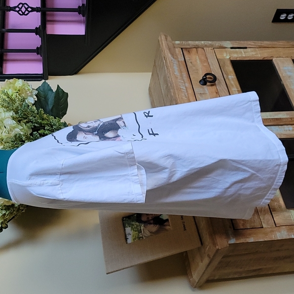 Friends Tee - SZ XL - Picture 3 of 5